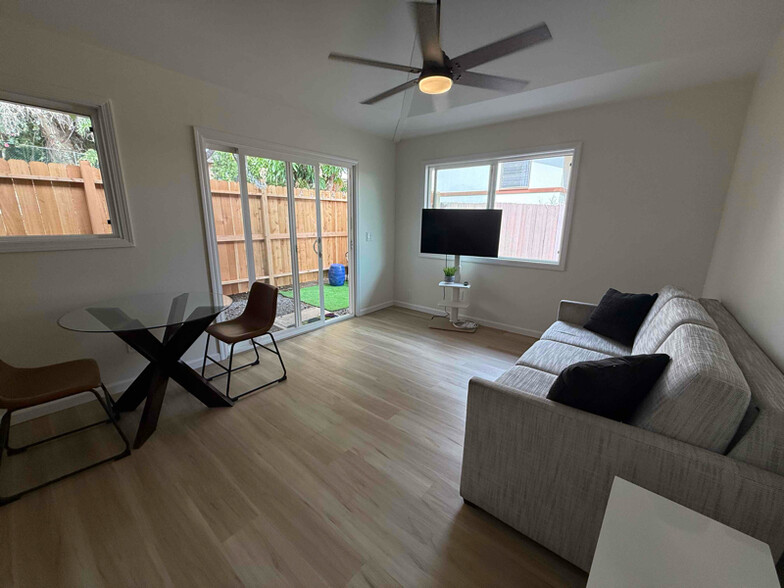Building Photo - 2169 Aluna Pl