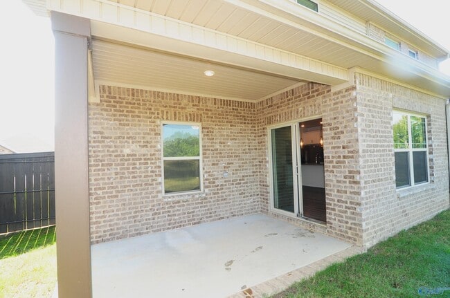 Building Photo - 16312 Trestle St