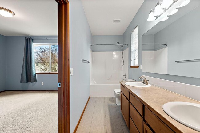 Building Photo - Beautiful Single-Story Olympia Home with Dog Wash, Garden Beds & Thoughtful Layout