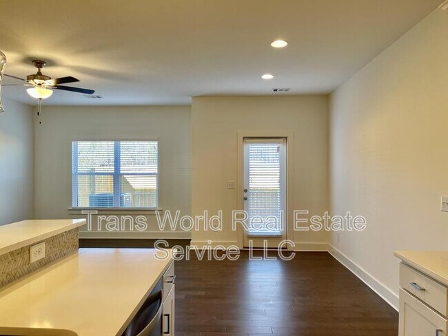 Building Photo - 23 S Auburn Lndg Pl