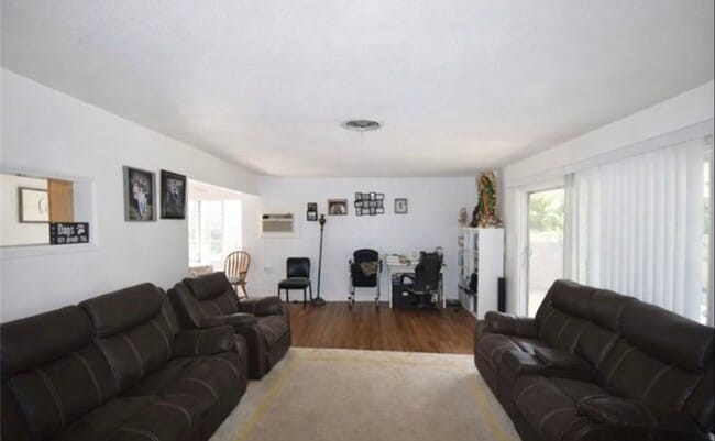Building Photo - Spacious 3bed/2bath House for Rent in Garden Grove