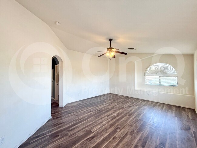Building Photo - 4805 W Alicia Dr