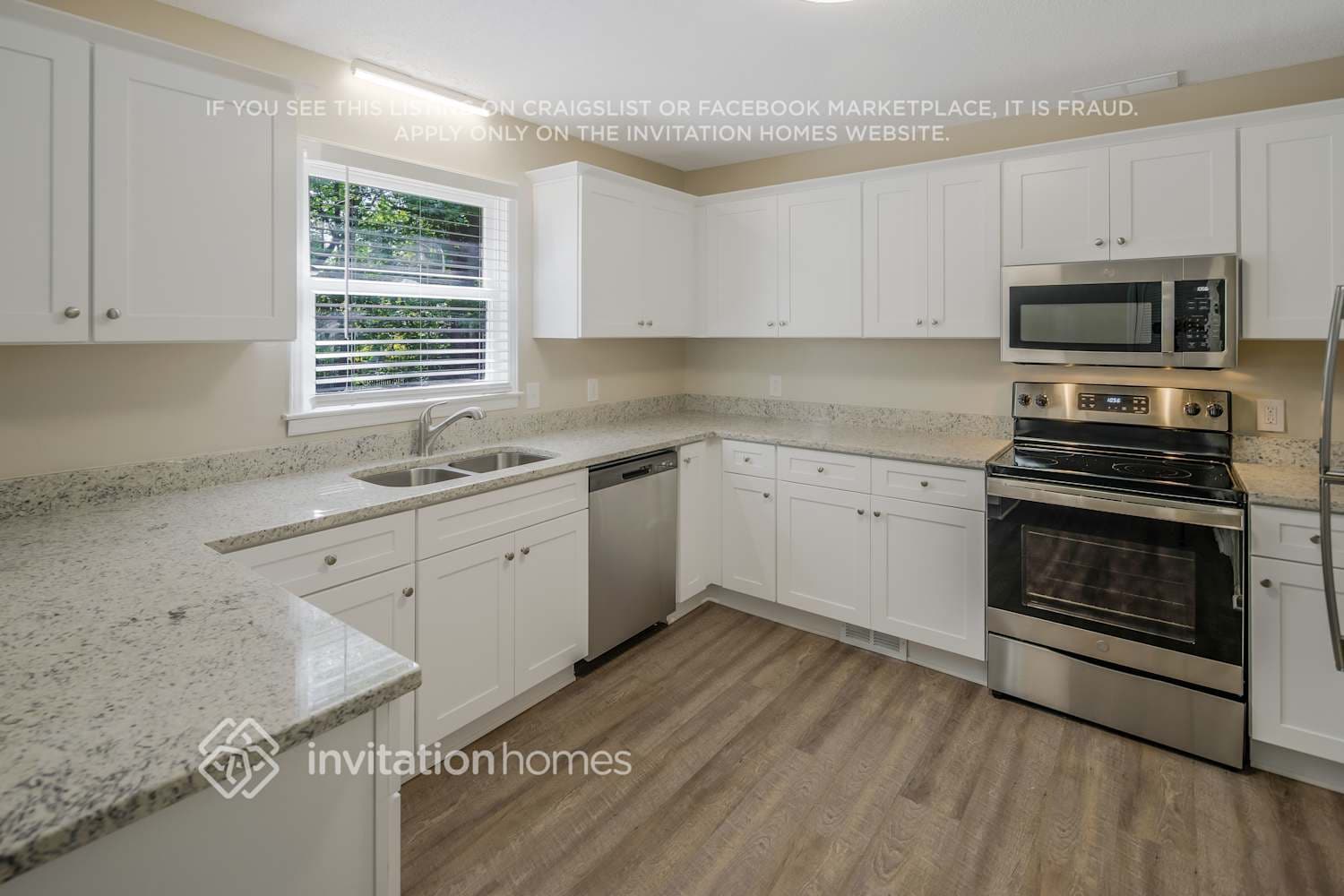 Building Photo - 12220 Plover Dr