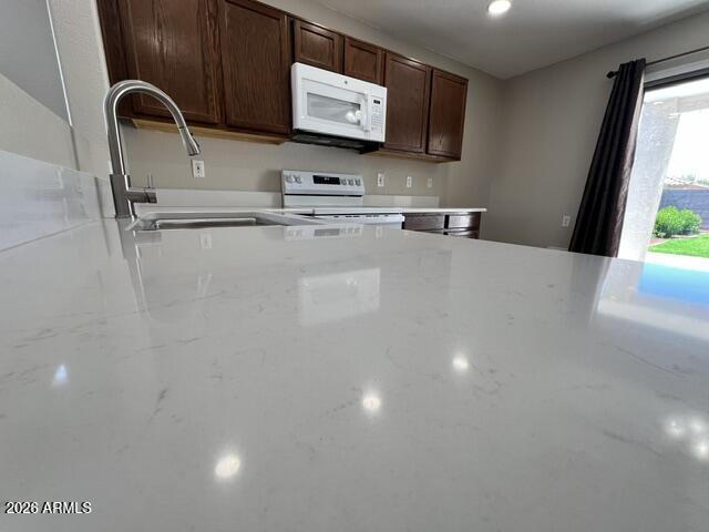 Building Photo - 2849 W San Carlos Ln