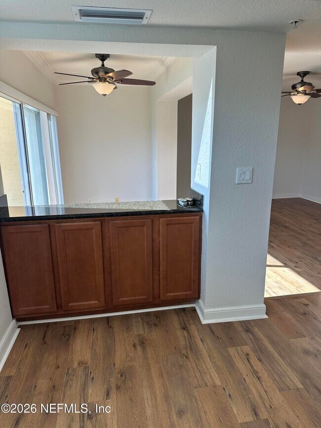 Building Photo - 204 Laguna Villa Blvd