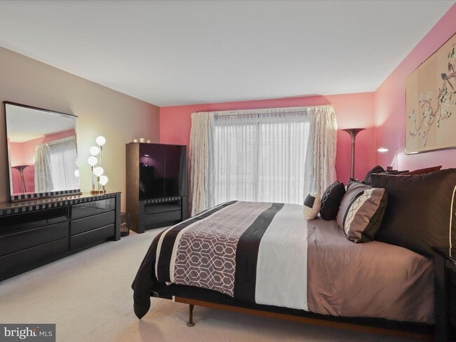 Building Photo - 1307 Wedgewood Manor Way