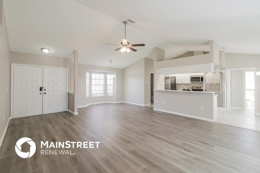 Building Photo - 8358 Natoma St