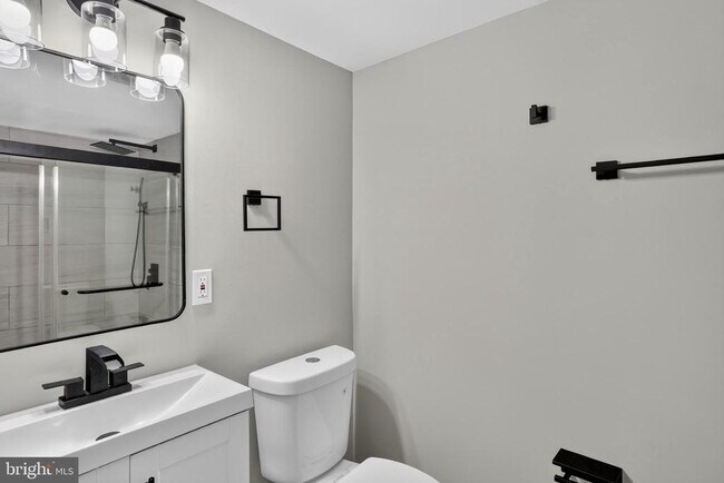 Building Photo - 6104 St John Dr