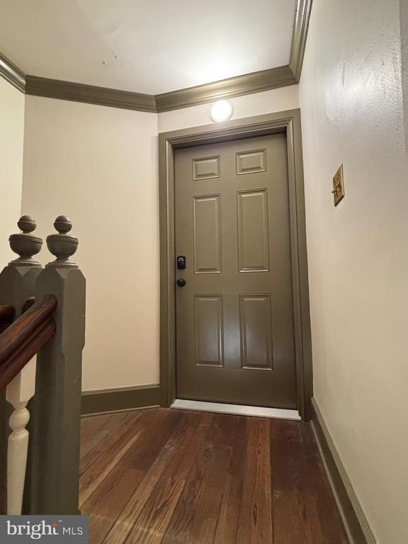 Building Photo - 28 W Main St