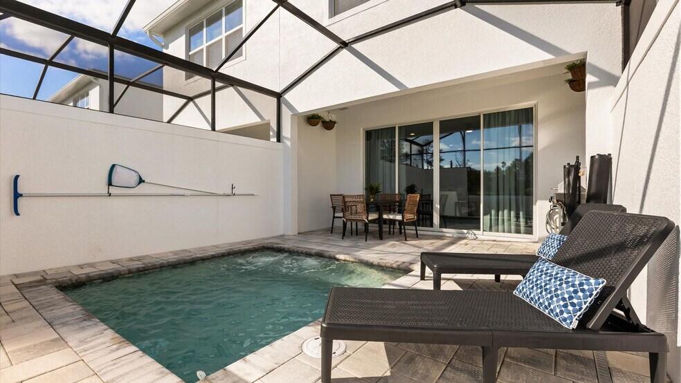 Building Photo - 17314 Serenidad Blvd