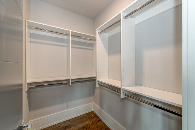 Building Photo - 3561 Blair Cir NE