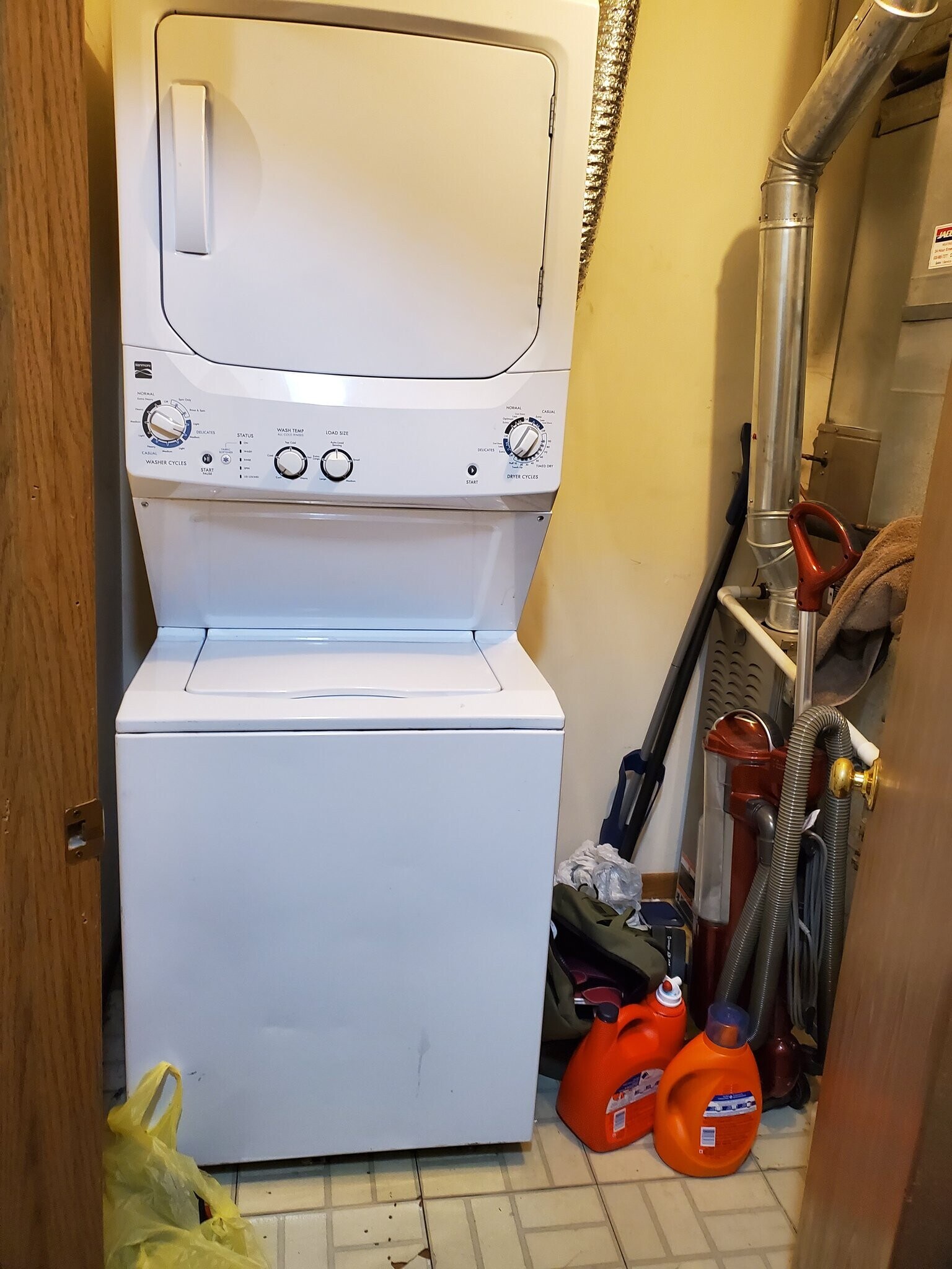 Building Photo - 116 Gant Cir