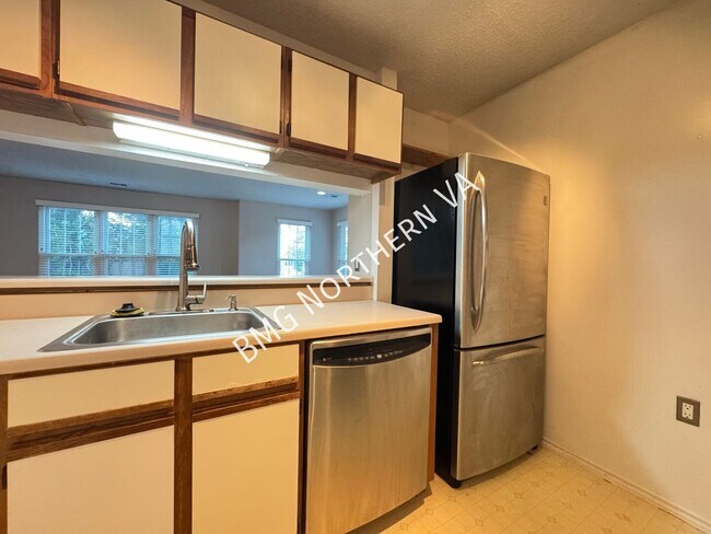 Building Photo - 21026 Timber Ridge Terrace