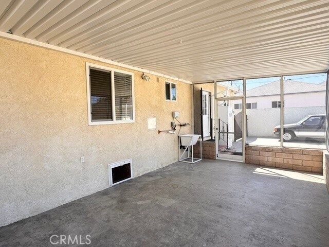 Building Photo - 9528 Brierfield St