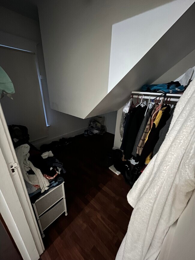 Building Photo - 2506 N Alder St