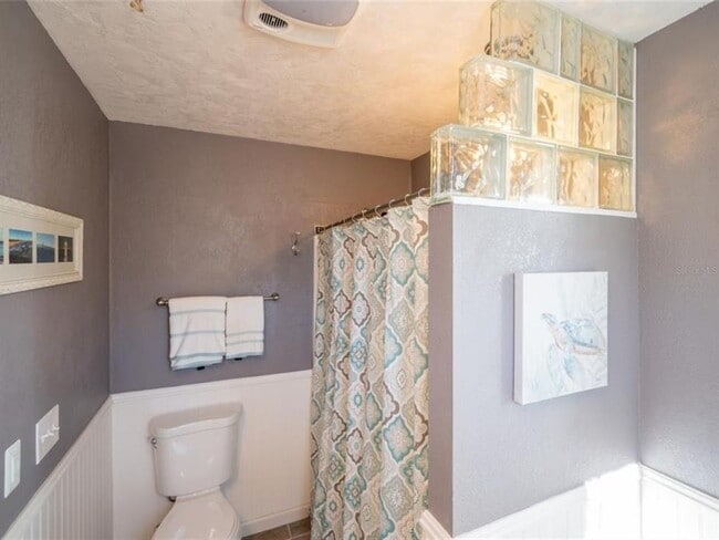 Building Photo - 2456 Elkcam Blvd