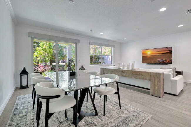 Building Photo - 15760 Italian Cypress Wy