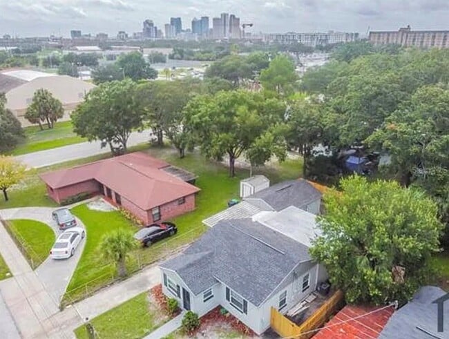 Building Photo - 1706 W Palmetto St