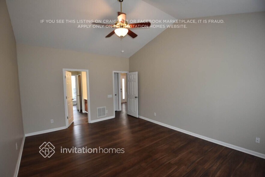 Building Photo - 123 Wilton Pl