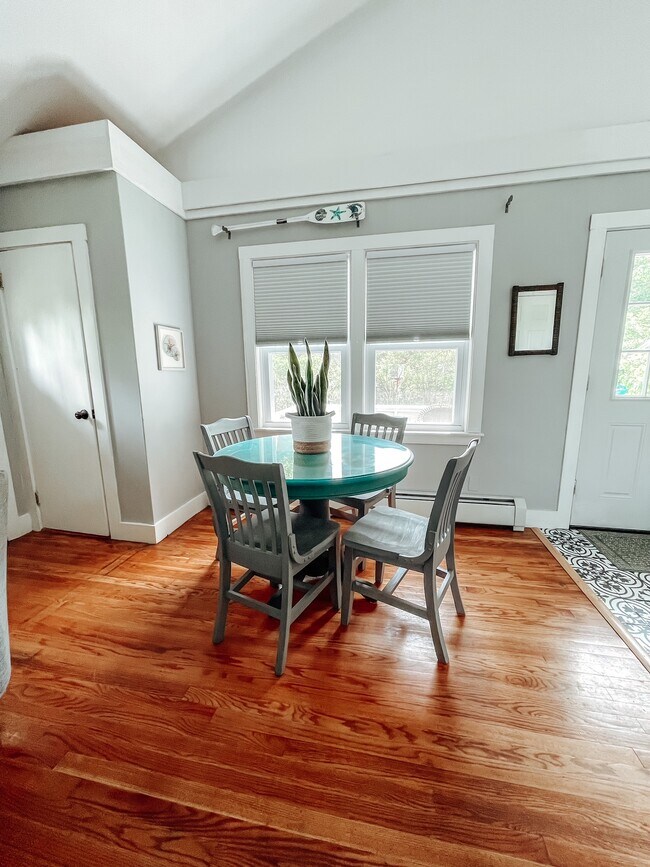 Building Photo - 5 Oceanview Rd