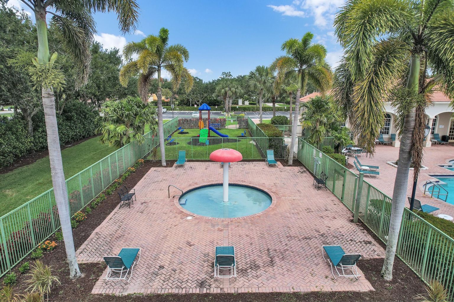 Building Photo - 6599 Old Farm Trl