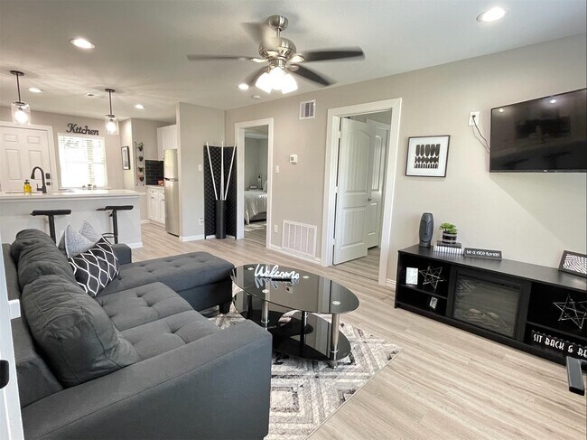 Building Photo - 4322 Alconbury Ln