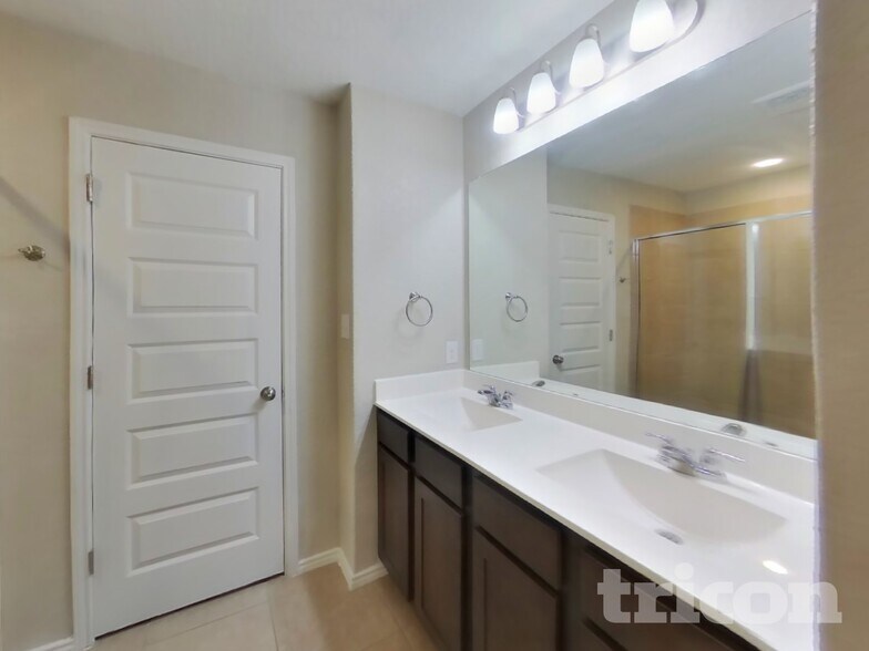 Building Photo - 4327 Spirit Star Dr