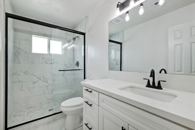 Building Photo - Beautiful Logan Heights Remodeled House