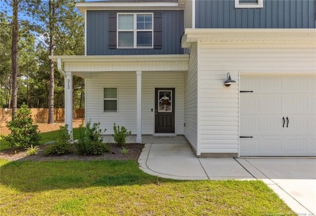 Building Photo - 212 Flying Bolt Dr