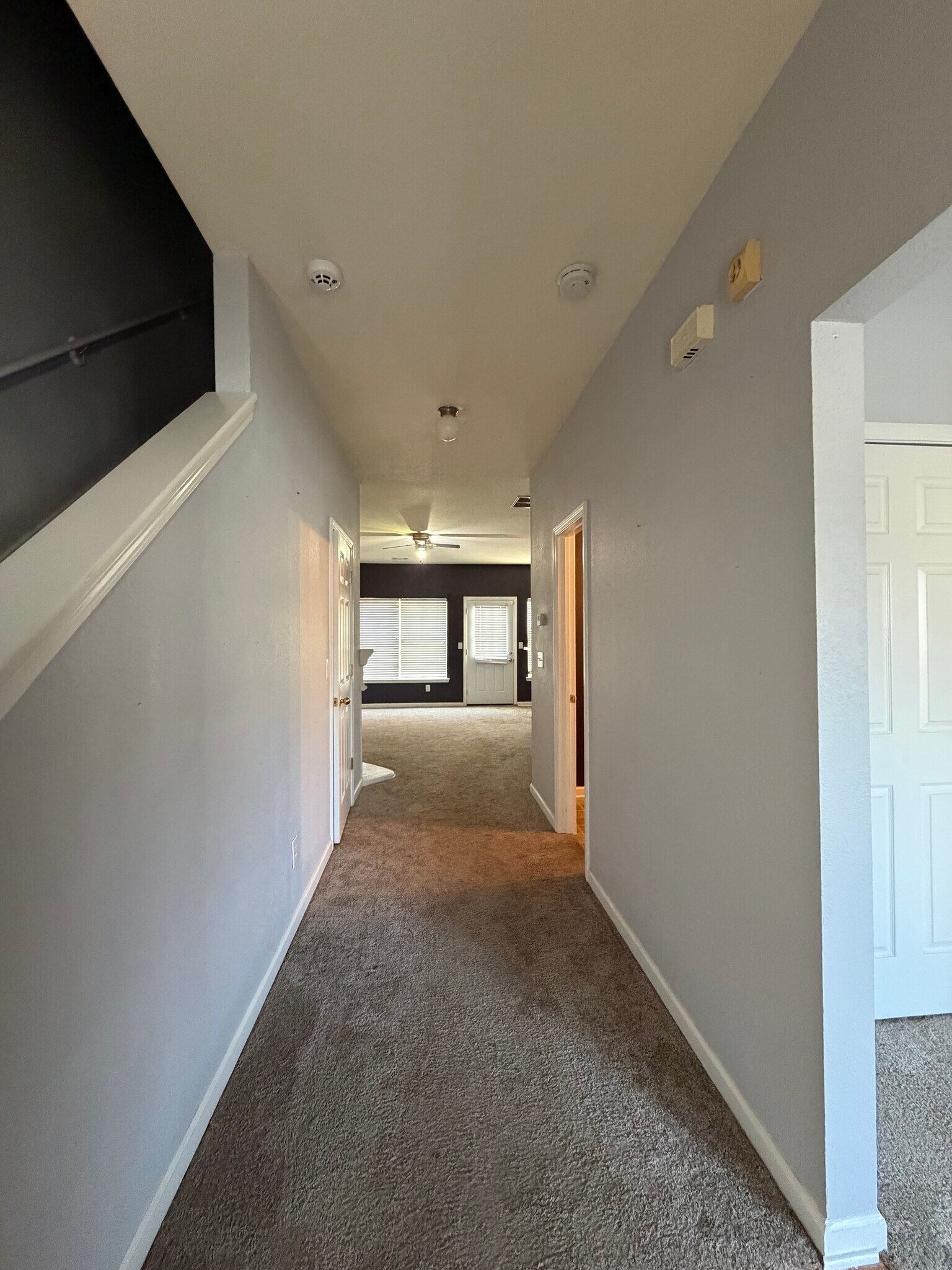 Main Floor Hallway - 2807 Snapfinger Mnr