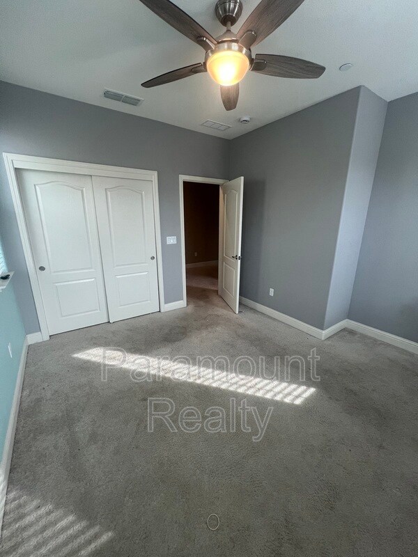 Building Photo - 3203 Vittoria Loop