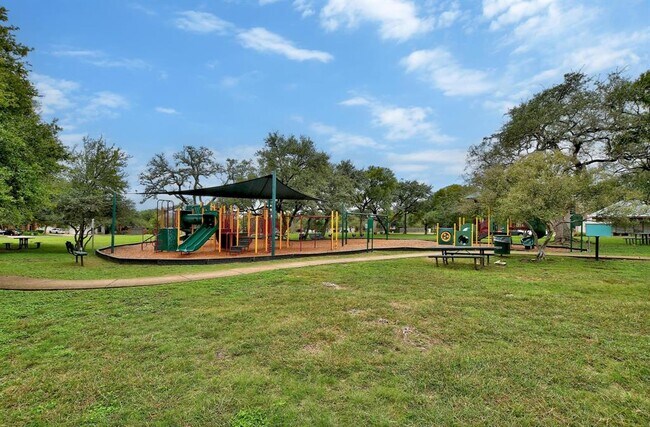 Building Photo - 10820 Sky Rock Dr