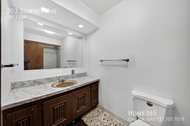 Building Photo - 203 Sumner Ave