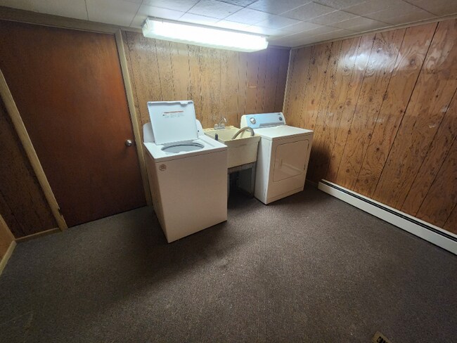 Building Photo - 205 Indiana Rd