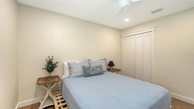 Building Photo - 690 Old Compass Rd