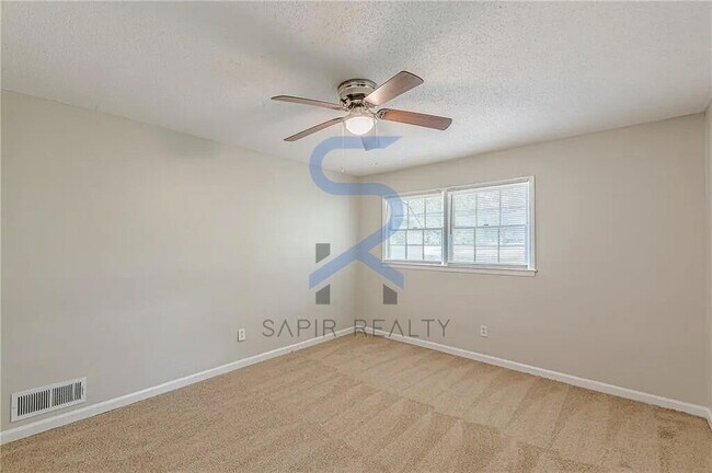 Building Photo - Move in before November 30th and choose your reward: a $250 Amazon Gift Card or a 55 Smart TV!