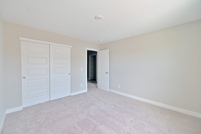 Building Photo - 2019 Mildred Rd