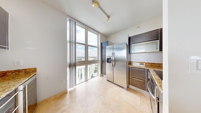 Building Photo - 550 Okeechobee Blvd