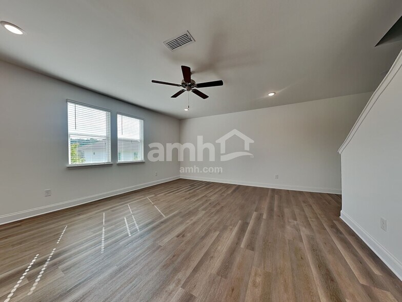 Building Photo - 1634 Soapstone Rd