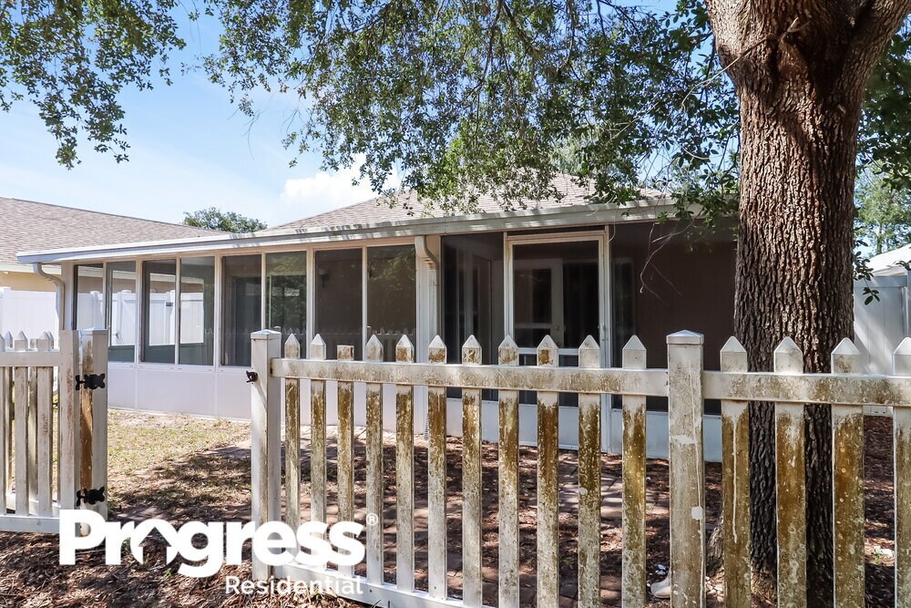 Building Photo - 6713 Summer Cove Dr