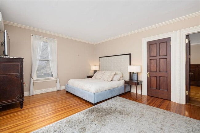 Building Photo - 4 Hunter Ave