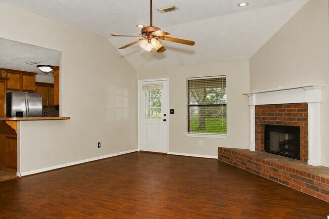 Building Photo - 3121 County Rd 415B