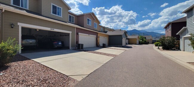 Building Photo - Gold Hill Mesa Community