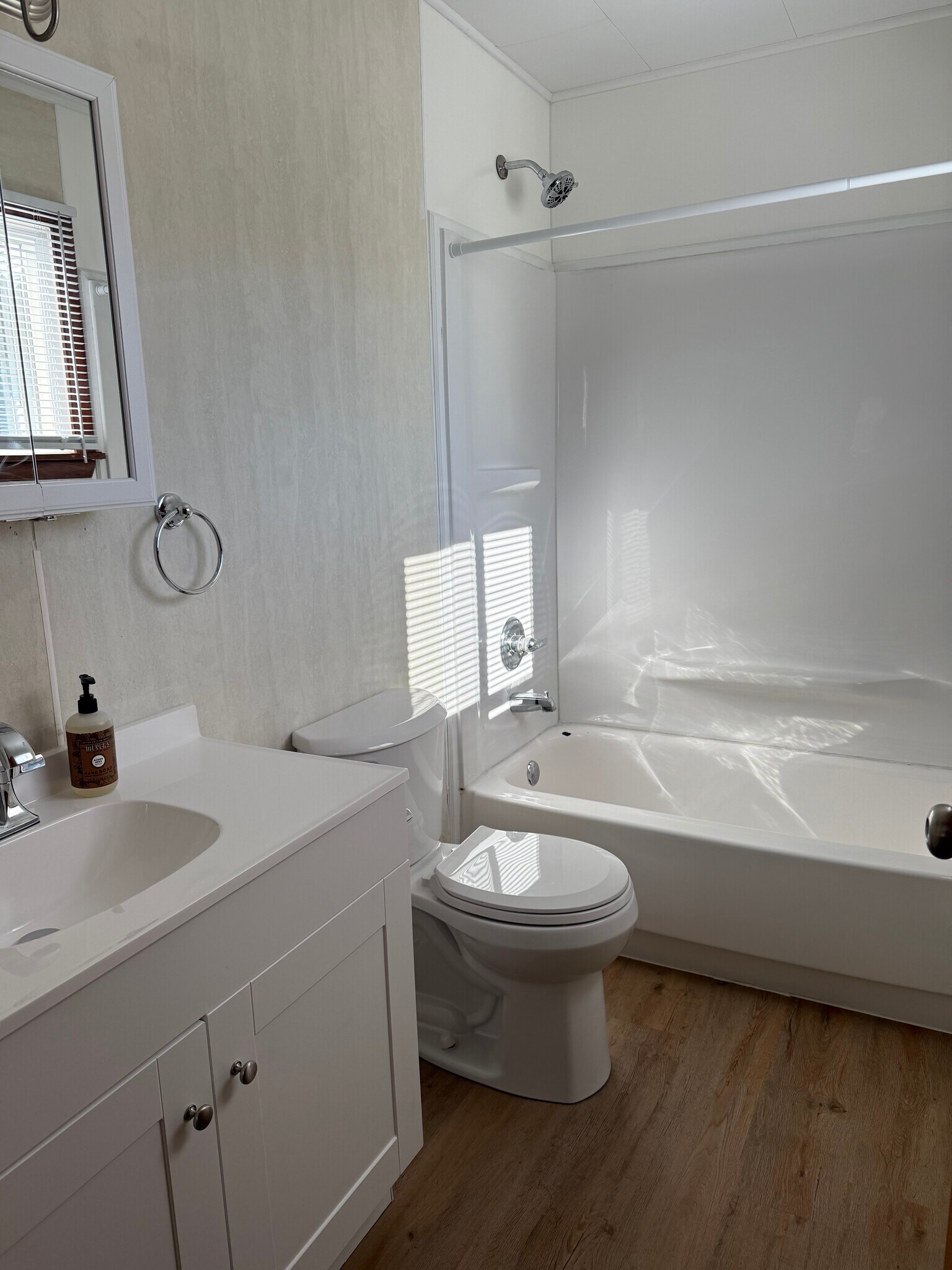 Building Photo - 1109 Garfield St