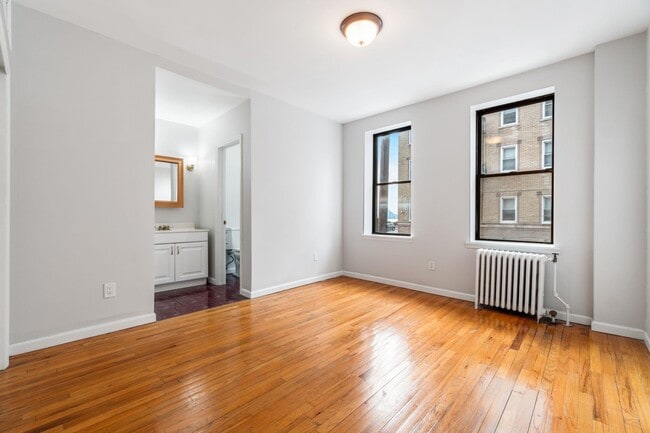 Building Photo - 883 JFK Blvd E