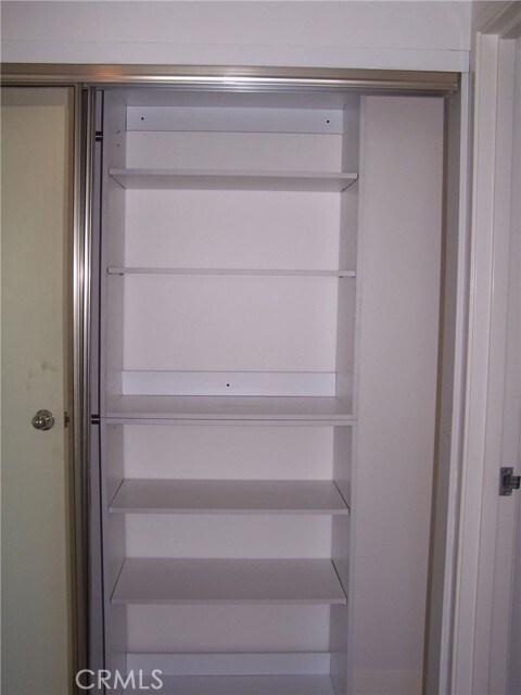 Building Photo - 525 E Seaside Way