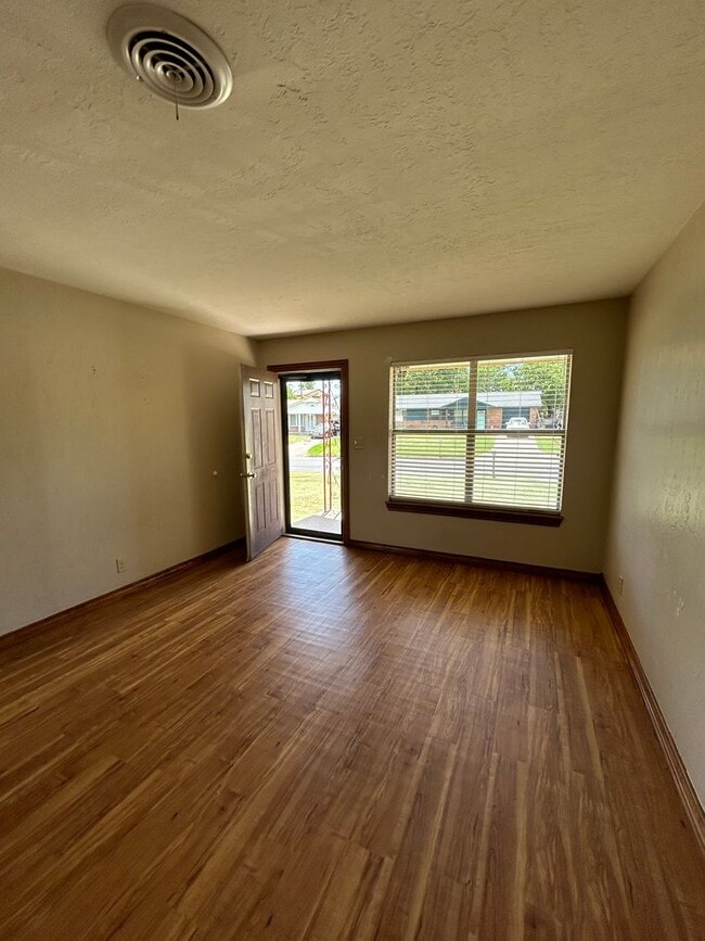 Building Photo - 2311 NW 43rd St