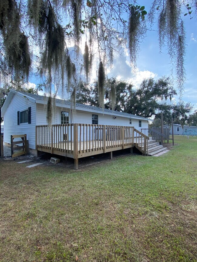 Building Photo - 12120 71st St E