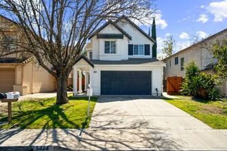 Building Photo - Stunning 3 Bed, 2.5 Bath in Antioch