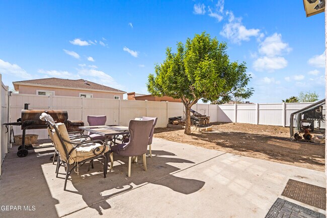 Building Photo - 529 Northwyck Way